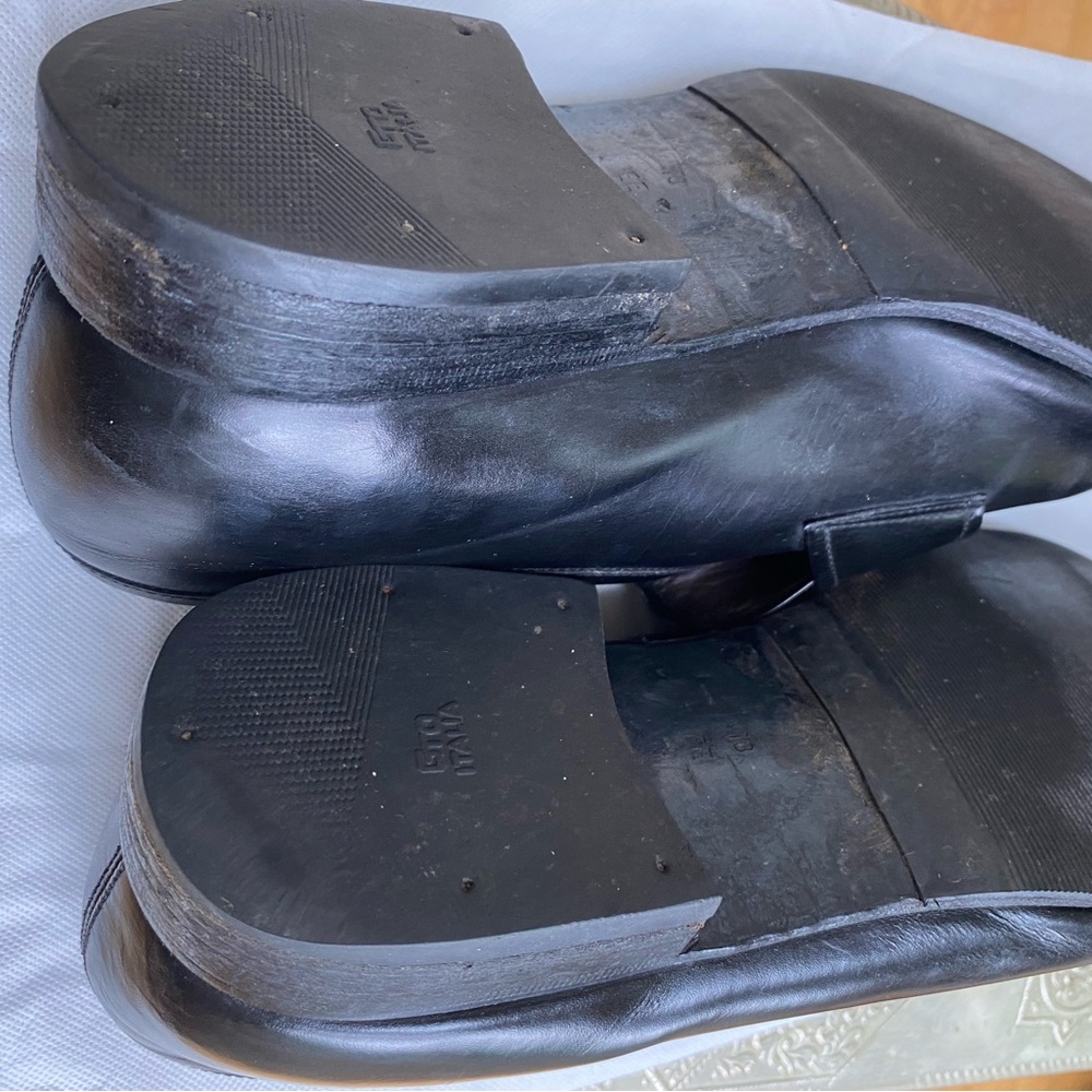 Ferragamo loafers in high grain black leather. Size 13 - Picture 6 of 6